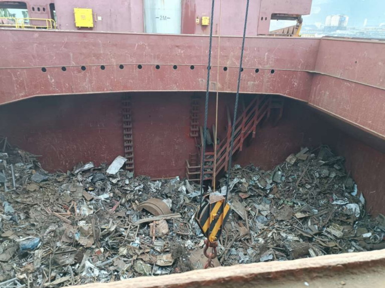 Puertos de exportación de chatarra en Venezuela — Puerto Cabello y La Guaira