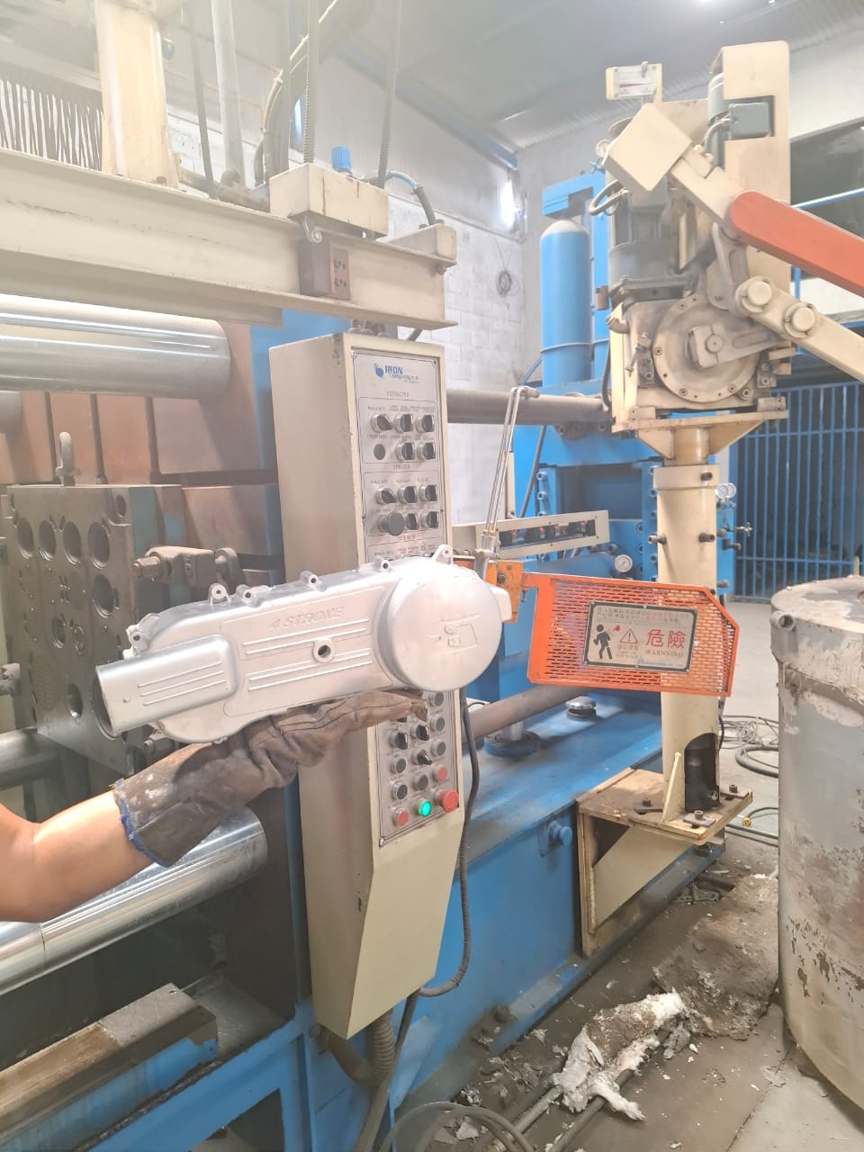 Servicios de máquina de inyección